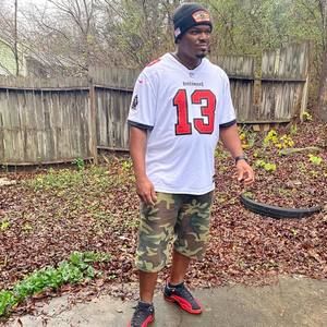 Meet your Posher, Neva